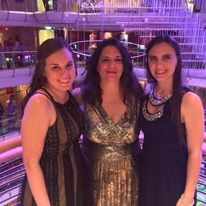 Meet your Posher, Ivette